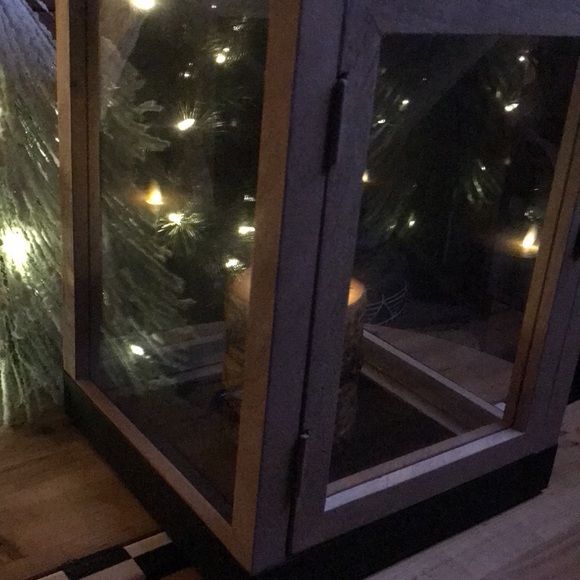 Pottery Barn Candle Luminary Levi Mango Wood Hinged Door Lantern - Size Small - Picture 15 of 16